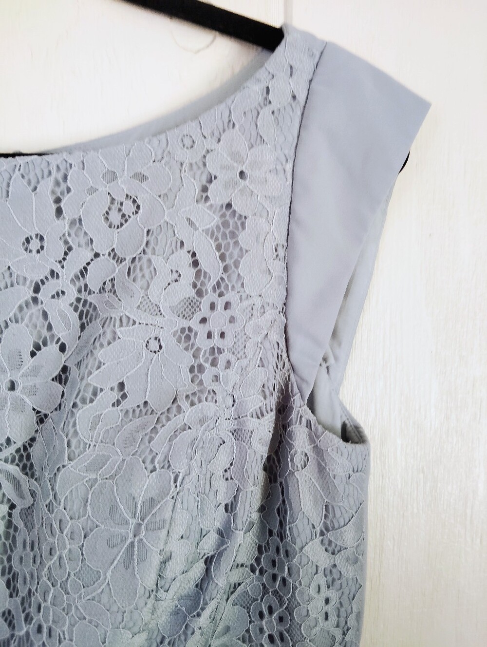 NWT!! Azazie Bettina A-line Lace Bodice Maxi Dress in Dusty Blue. Size 12 - Picture 13 of 14